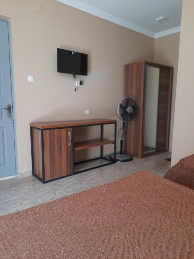 Hotel Nino Kobuleti Esterno foto